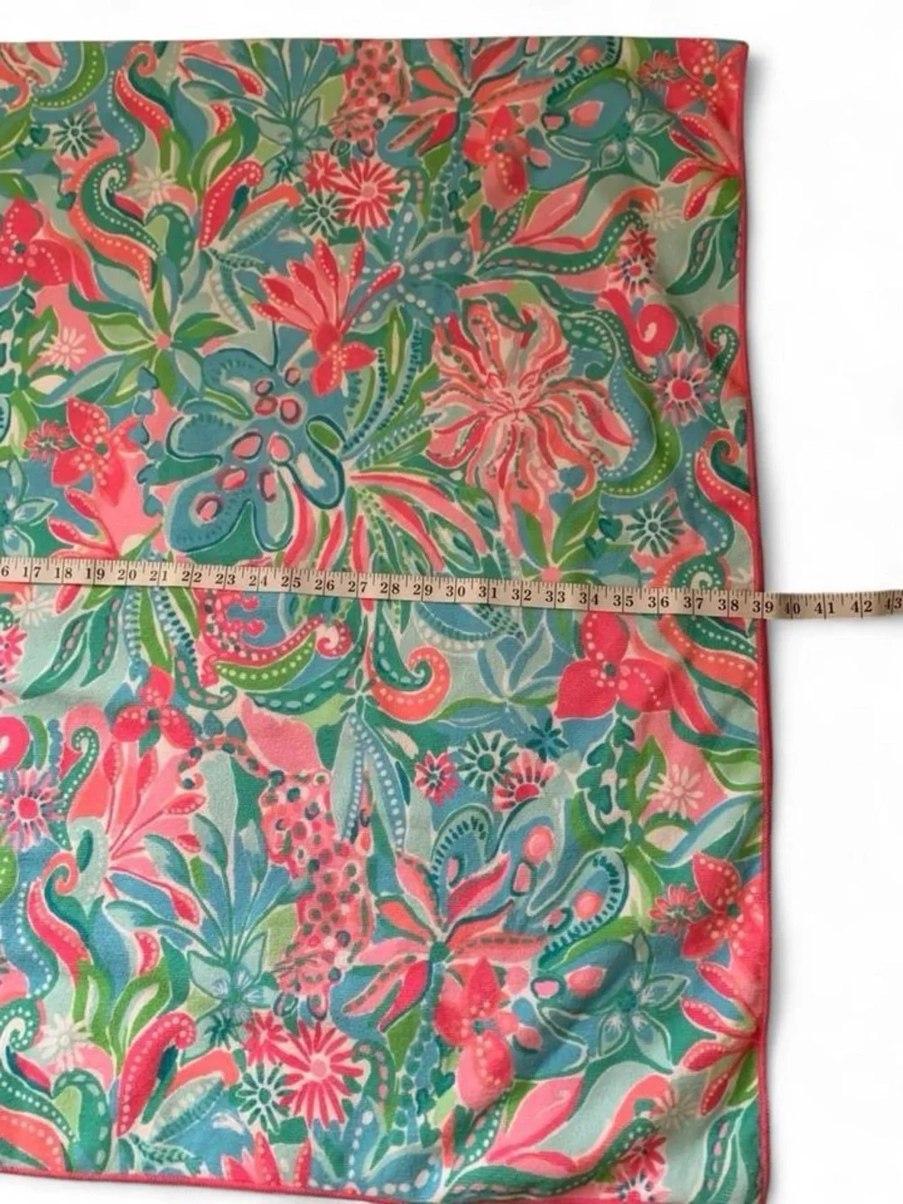 Lilly Pulitzer Microfiber Beach Towel Pink Green Paisley Floral